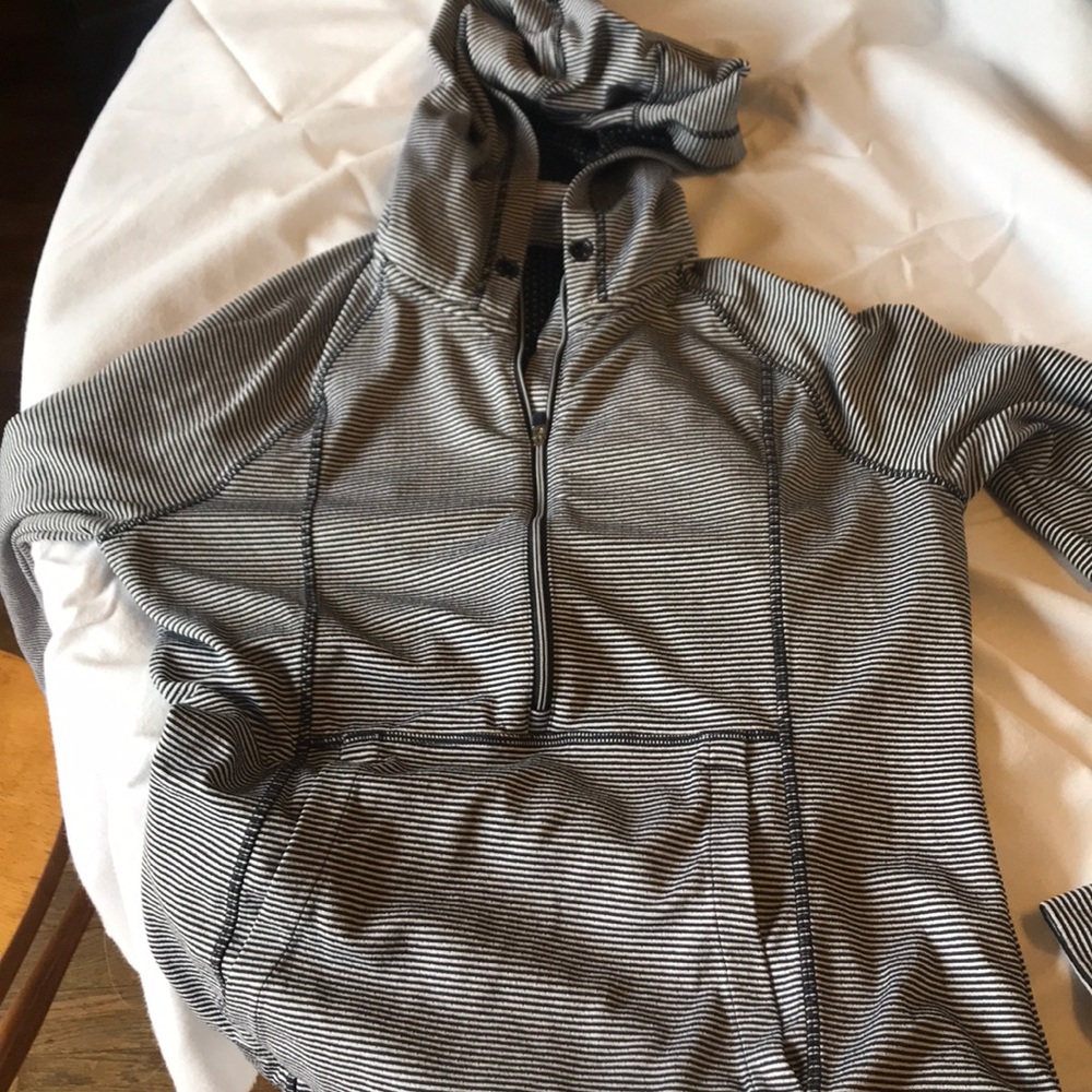 Athleta Quarter Zip patterned Hoodie